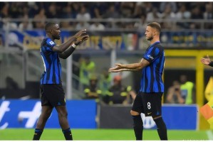  拜仁铁卫于帕梅卡诺斩获赛季第十球  