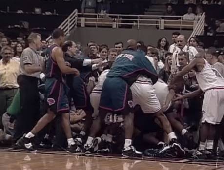  那不勒斯遭遇阻击，补时丢球憾平蒙扎失领先